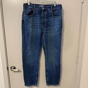 Zara woman’s Straight Blue Jeans